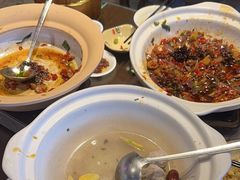 -富正毅三下锅·湘西韵味(天门山索道店)