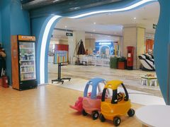 -Swim斯卫姆国际儿童游泳中心(红博中央公园店)