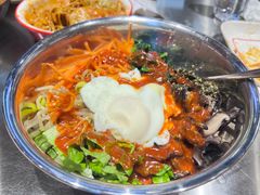 素什锦大铁盆拌饭-堂堂小伙夫·辽宁小吃大排档(京西大悦城店)