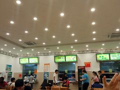 -华中科技大学东三学生食堂