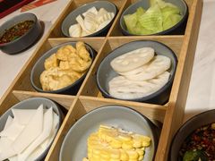 -喃喃椰·糟粕醋·椰子鸡火锅(七堡花园店)