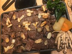 -炼火烤肉店
