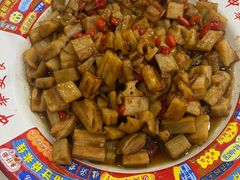 -江城燕子大排档(江汉路步行街店)