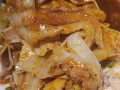 -阿瓦山寨·湘菜现炒·剁椒鱼头王(咸阳总店)