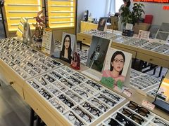 -康利眼镜·蔡司战略合作店(龙泉书房店)