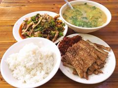 -叶老大肥肠