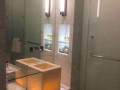 -上海滴水湖皇冠假日酒店