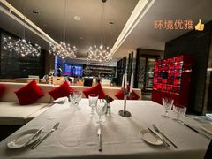 -圣丰索菲特·法国餐厅