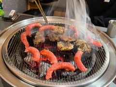 -围炉肉舍•炭烤活鳗•丹东海鲜烤肉(步行街店)