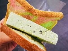 -詹爷爷乌节路街头冰淇淋