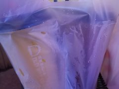-顶东面包花园·生日蛋糕(世博店)