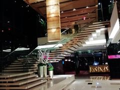 -上海龙之梦万丽酒店