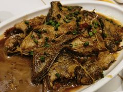 红烧杂鱼-食鼎记海鲜大排档(美食街店)