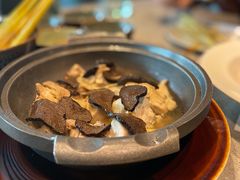 黑松露蒸走地鸡-半山腰·云南菜(侨福芳草地店)