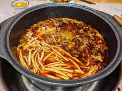 -佬缸炮江湖川菜(玉林店)