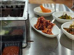 -牛信亭韩国料理·炭火烤肉(紫藤路店)