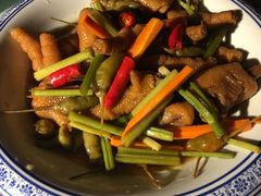 -鱼窝棚柴火铁锅炖(富山屯店)