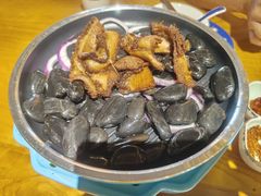 -娜仁图雅蒙古美食村(33小镇店)