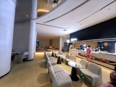 -涨巢·潮玩水疗局