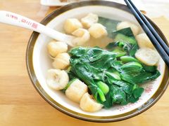 油豆腐粉丝汤-小姜锅贴(凤凰街店)