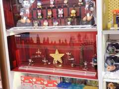 -泡泡玛特POPMART(蓝色港湾店)