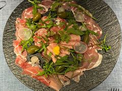 -弦月窗LUNETTE BY AMANDA(复兴路店)