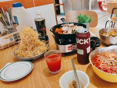 -WOW LUCKY创意韩料(龙阳广场店)