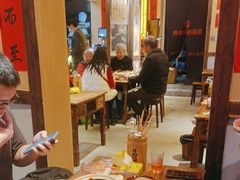 -有红鸡毛店·砂锅菜(抚琴夜市店)