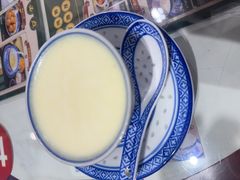 -广信牛奶甜品世家(台东店)
