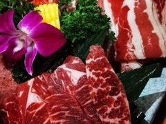 -明洞阿姨·韩式酱蟹烤肉·创意料理(三元桥店)