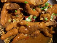 辣炖鸡爪-95号酱骨·一块豆腐(展春园西路店)