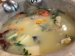 -抚仙湖生态石锅鱼野生菌(告庄店)