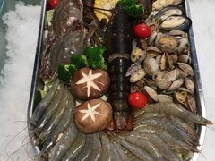 -盒马鲜生(丁香国际店)
