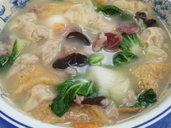 三鲜馄饨-刘长兴(逸仙桥店)