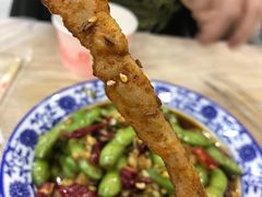 -江城燕子大排档(江汉路步行街店)