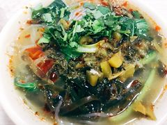 酸菜麻辣米线-天府米线笼笼肉夹馍(钟楼小区店)