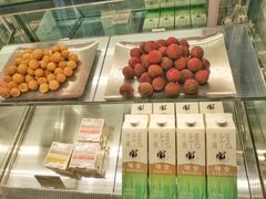 -喜茶(杭州滨江宝龙店)