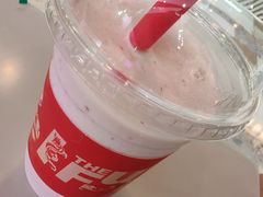 草莓奶昔-DQ·蛋糕·冰淇淋(通州万达店)