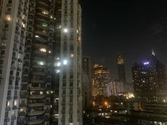 -吾遇酒店(深圳火车站罗湖口岸店)