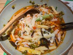 -百春原湖南牛肉粉(百联世纪店)