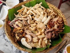 -原林野山菌火锅·炒菌(关上野生菌一条街店)