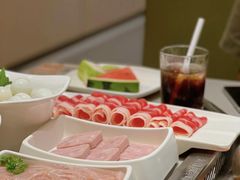 -海底捞火锅(新松江路生日主题店)