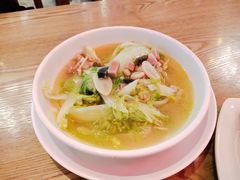 娃娃菜-哇蛙牛功夫面渝都料理(龙阳广场店)