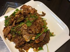 -顺峰渔港中国人的餐厅