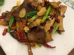 杏鲍菇牛肉-云海肴·汽锅鸡·云南菜(苏州中心店)