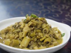 野笋炒肉沫-国生茶庄·地道农家菜团建活动