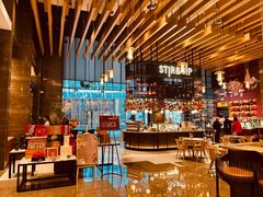 -上海前滩香格里拉大酒店