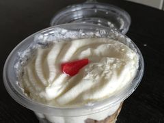 -红宝石·鲜奶小方·海派西点房(南丹店)