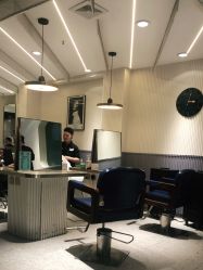 -PE SALON