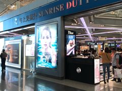 -日上免税店(三径路t3店)